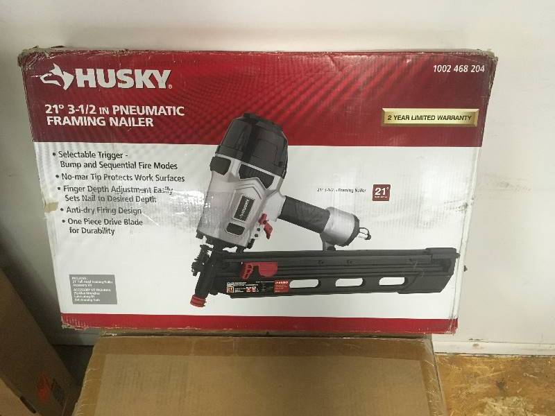 Husky 21 Degree 3-12 in. Pneumatic Framing Nailer not used