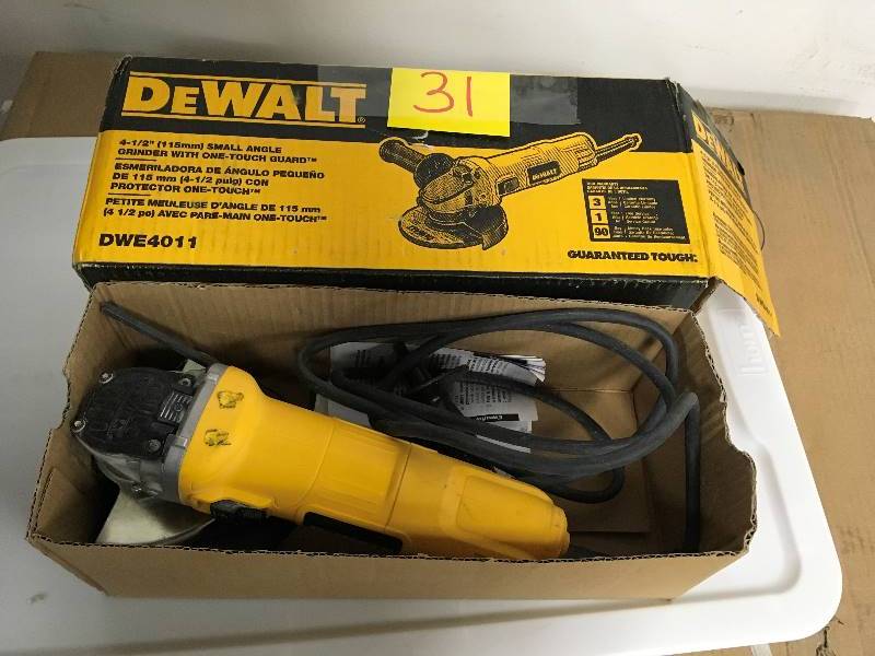 DeWalt 4-12 Small Angle Grinder with One-Touch Guard in like new condition