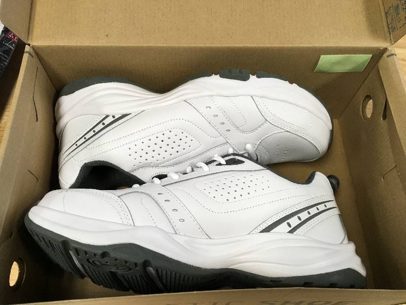 Kirkland Signature Menss Athletic Shoes- White- Size 10 new