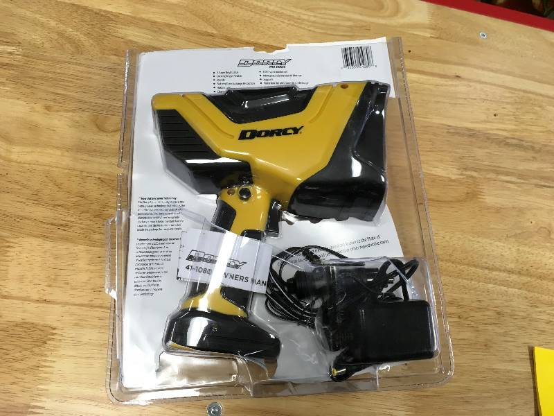 Dorcy 500 Lumen - LED Rechargable Cyber Spotlight in like new condition