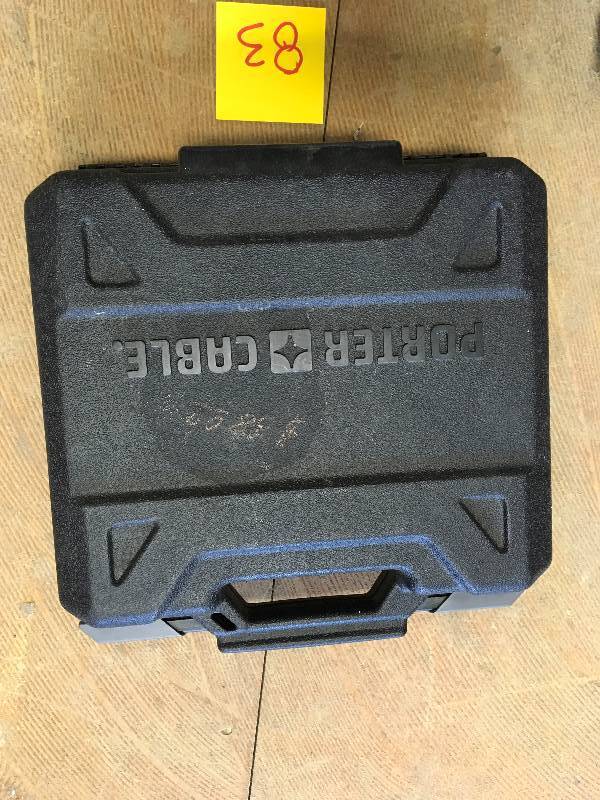 Porter-Cable 18-Gauge Pneumatic Brad Nailer Kit in like new condition in like new condition