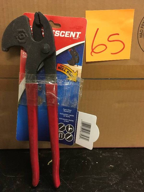 Crescent Nail Puller