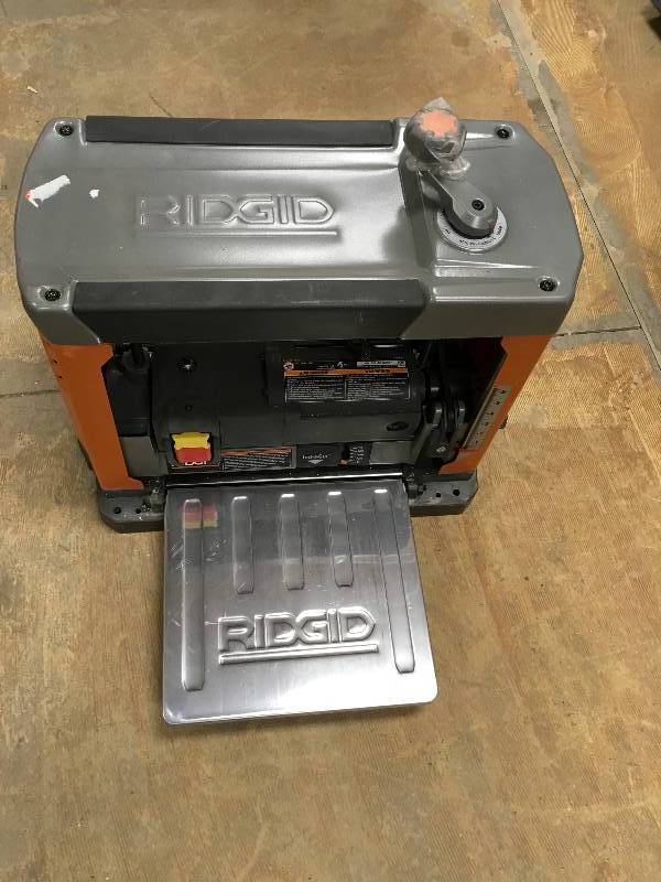 Ridgid 13 in. Corded Thickness Planer In working conditions