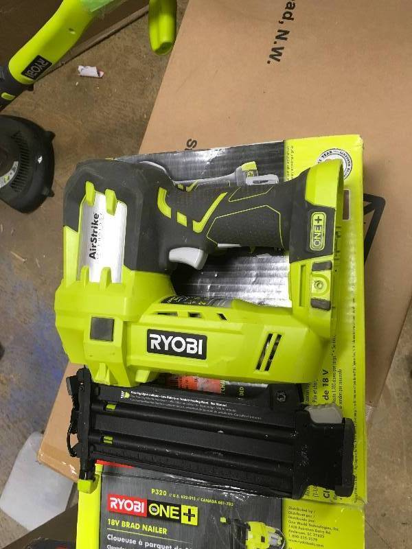 Ryobi One 18-Volt 18 Gauge Brad Nailer- Tool Only in working conditions