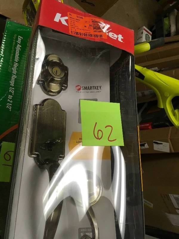 Kwikset Arlington Single Cylinder Handle set with Lido Lever Featuring Smaerkey, Antique Brass open box never used