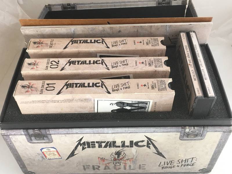 lot 98 image: Metallica Binge & Purge Set