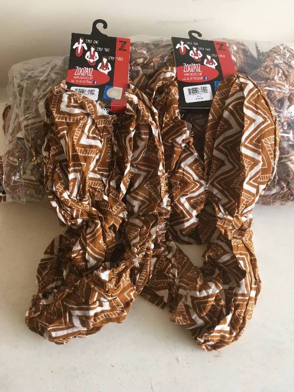 lot 111 image: ZooZatz Infinity Scarves New - Bag of 15