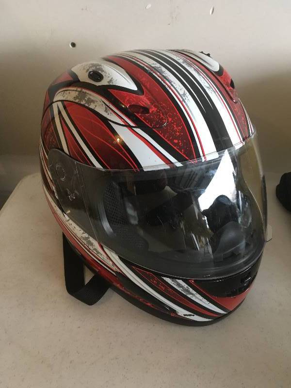 lot 132 image: Raider Helmet Red XXL Octane Full Face DOT