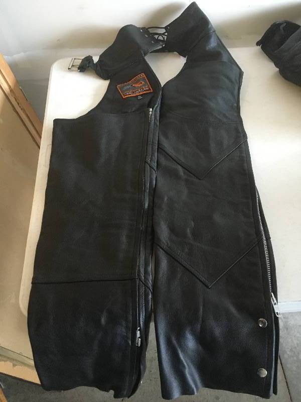 lot 140 image: Leather Chaps XS
