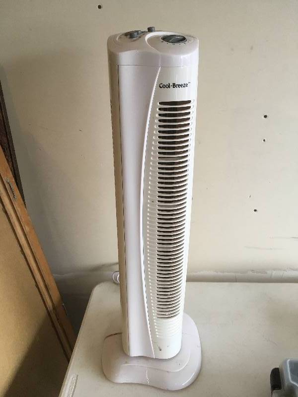 lot 155 image: Cool Breeze Tower Fan with Timer