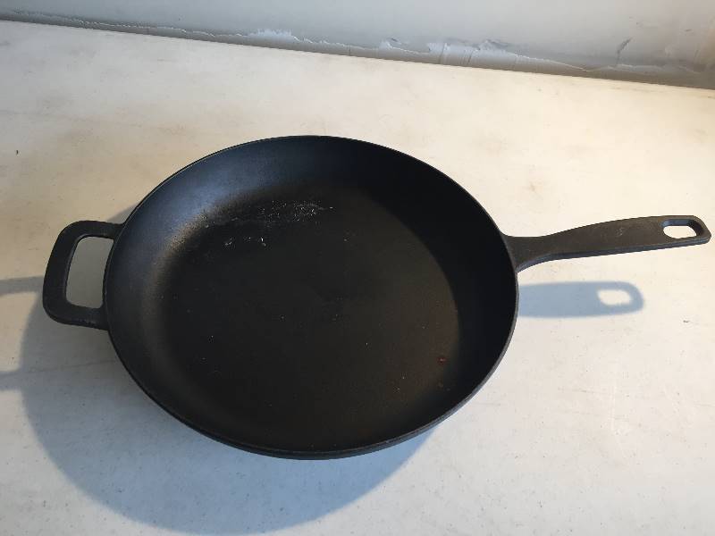 lot 202 image: Cast Iron Fry Pay with Handles 12