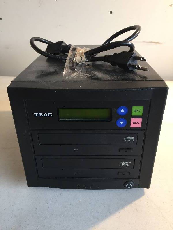 lot 208 image: TEAC Compact Disc CD Player - ReWritable