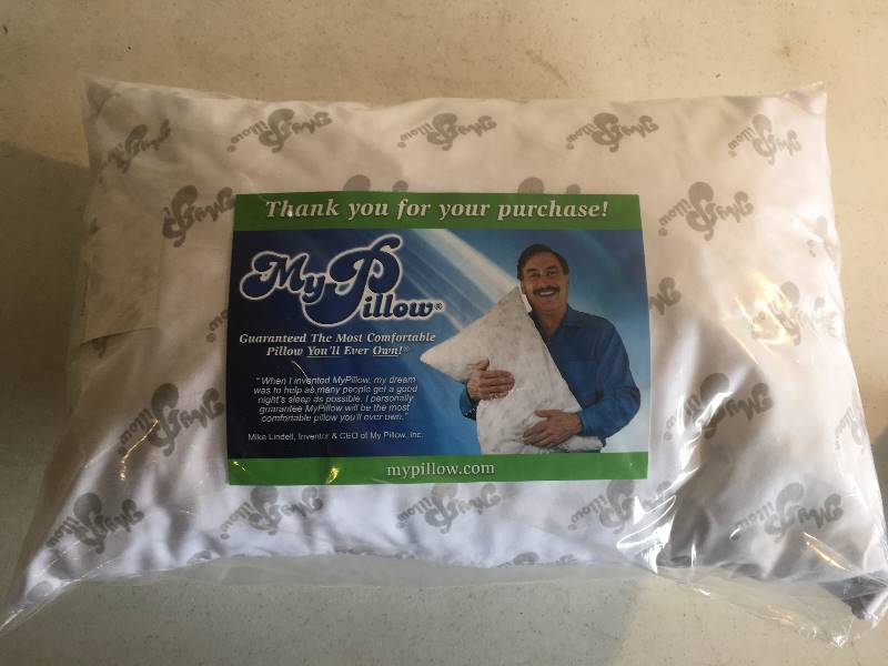 lot 237 image: New My Pillow Travel Size