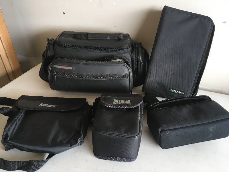 lot 290 image: Camera, Binnocular, CD Cases