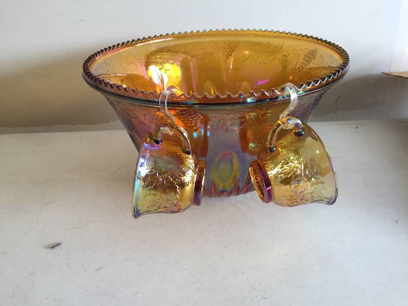 lot 47 image: Vintage 26 Piece Punch Set - Iridescent Gold Carnival Glass