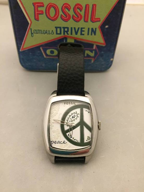 lot 358 image: Fossil Watch - Leather Strap