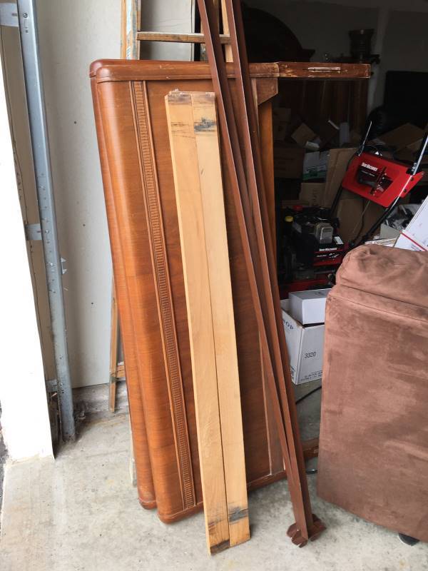 lot 6 image: Waterfall Double Bed Frame