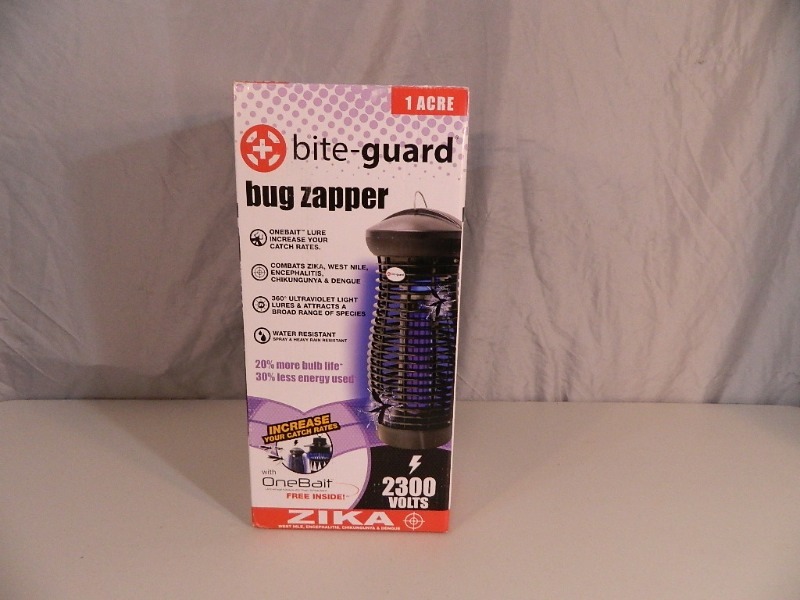 lot 55 image: New Bite Guard Bug Zapper