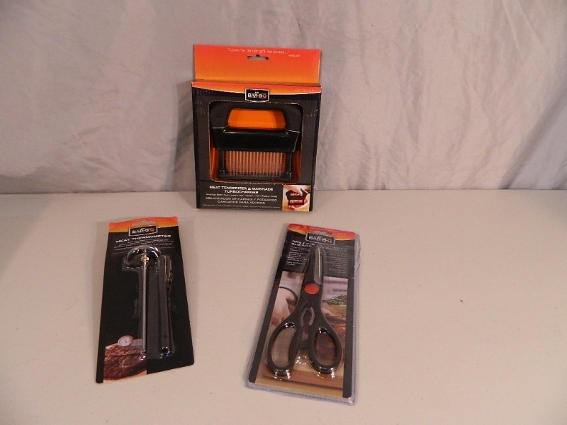 lot 87 image: New BBQ Items