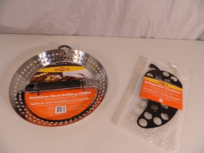 lot 88 image: New Skillet and Jalapeno Cooker