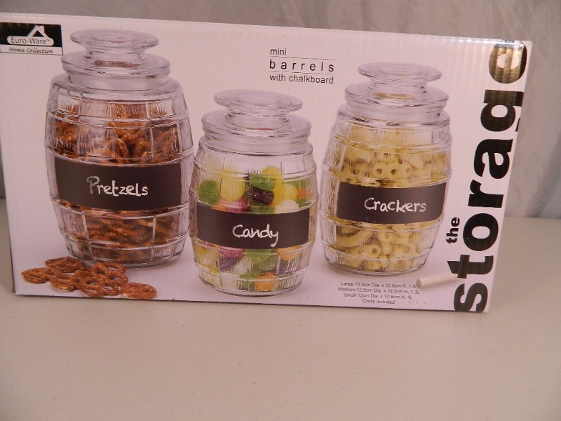 lot 125 image: New Mini Barrels with Chalkboards