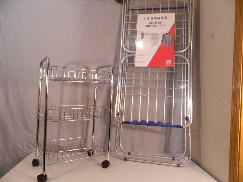 lot 129 image: New Frigidaire Rolling Cart and New Frigidaire Clothes Drying Rack