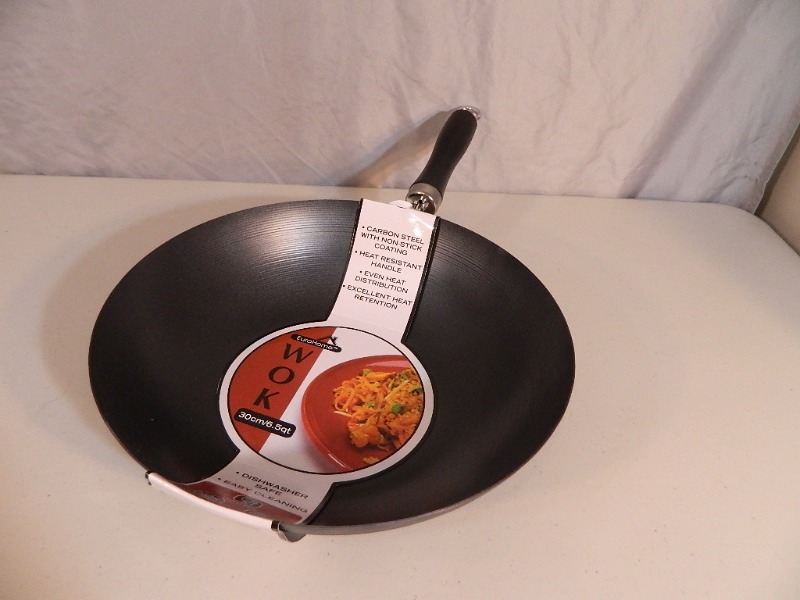 lot 134 image: New 6.5 Qt Wok