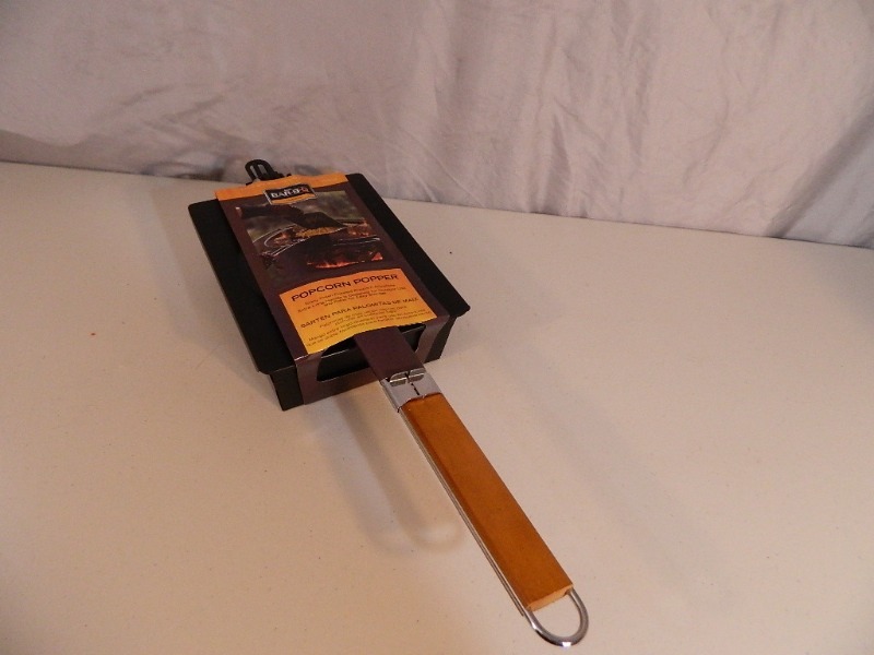 lot 150 image: New CampfireGrill Popcorn Popper