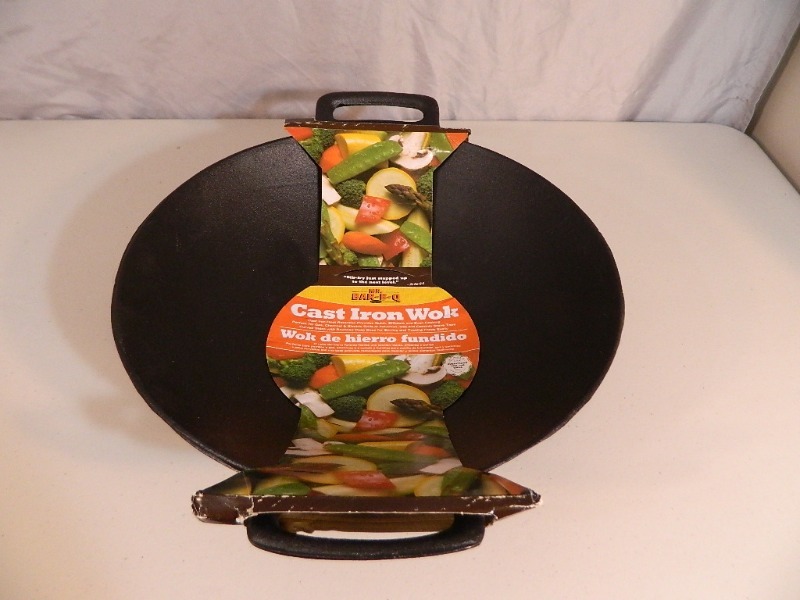 lot 156 image: New Large Cast Iron Wok