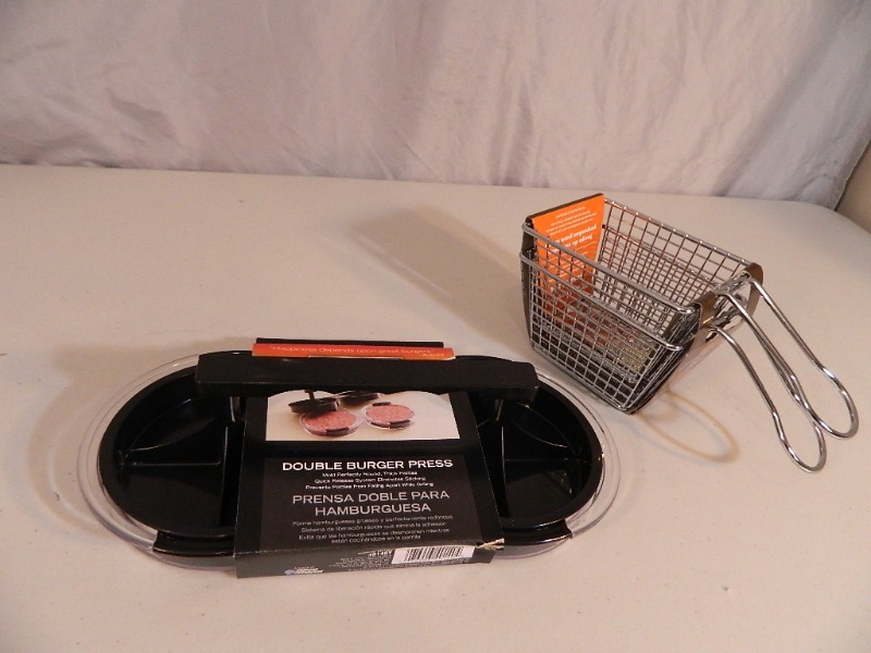 lot 161 image: New BBQ Items