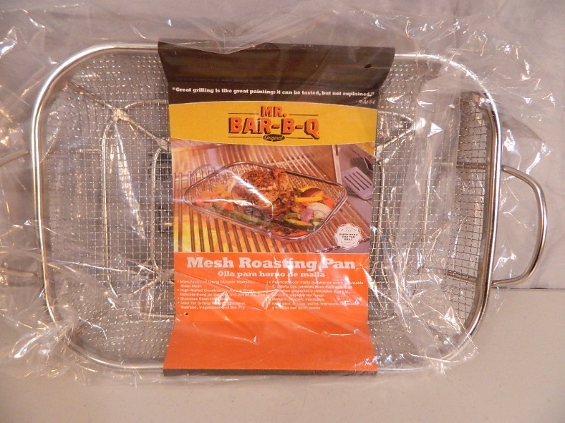 lot 163 image: New Mesh Roasting Pan