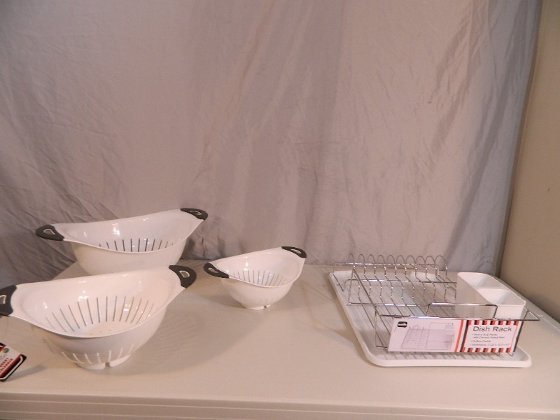 lot 175 image: New Dish Rack and Nesting Strainers