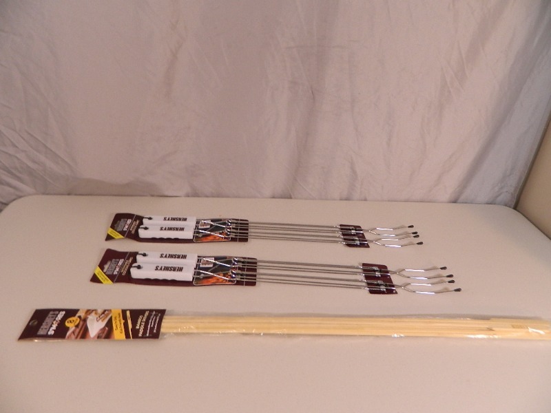 lot 180 image: New Hersheys Camping Items