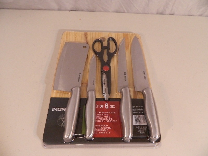 lot 209 image: New Iron Chef Cutting Board and Accessories