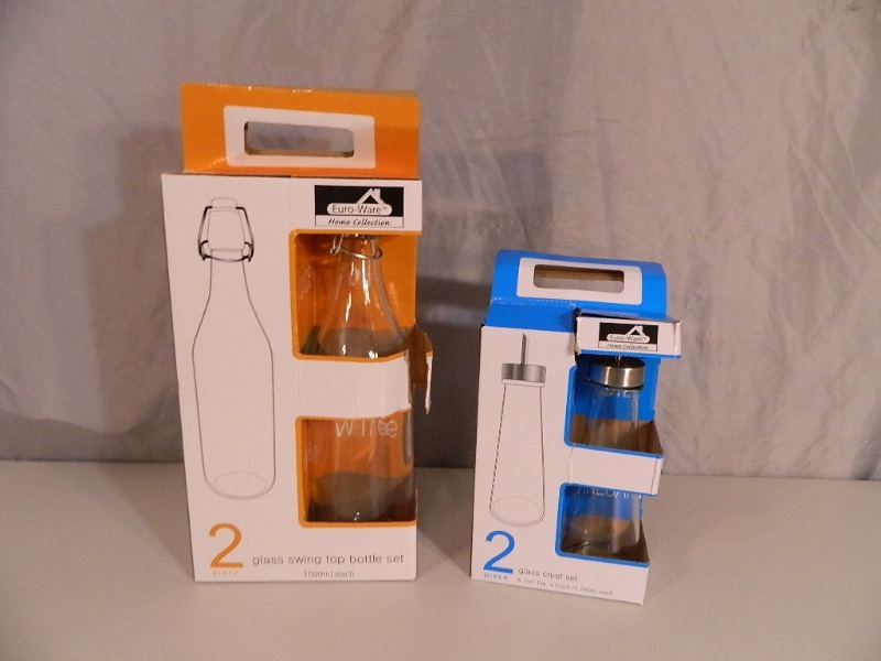 lot 224 image: 2 New Kitchen Sets