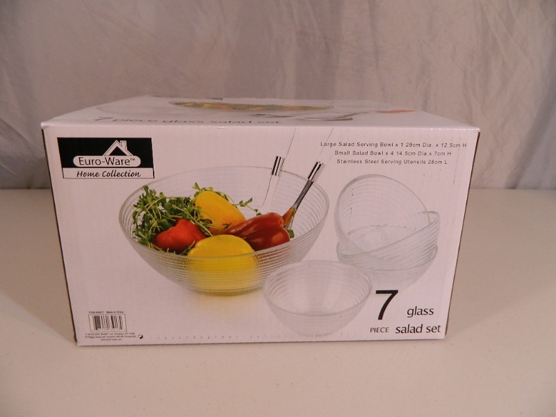 lot 230 image: New 7 Pc Glass Salad Set