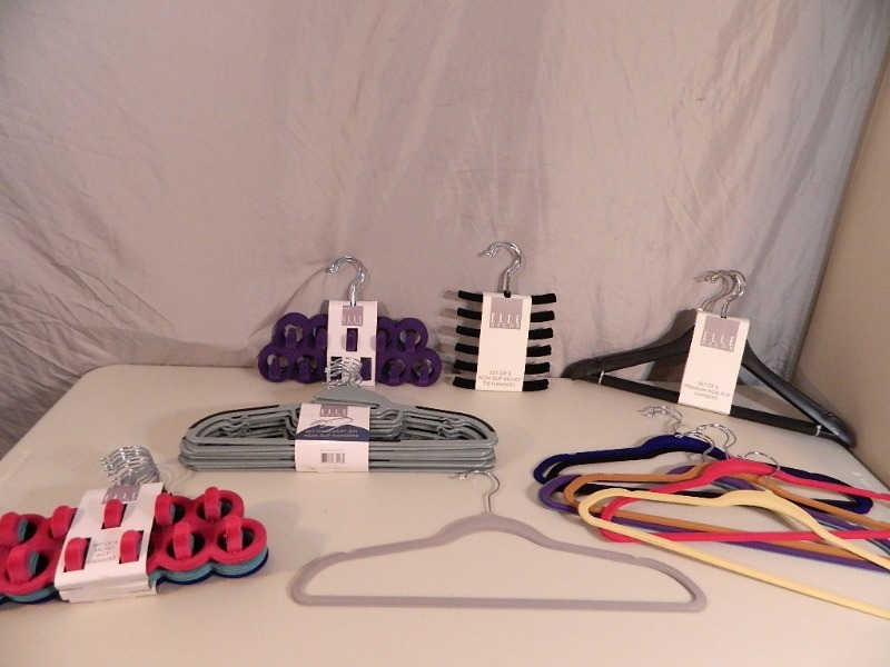 lot 241 image: New Elle Decor Non Slip Hangers