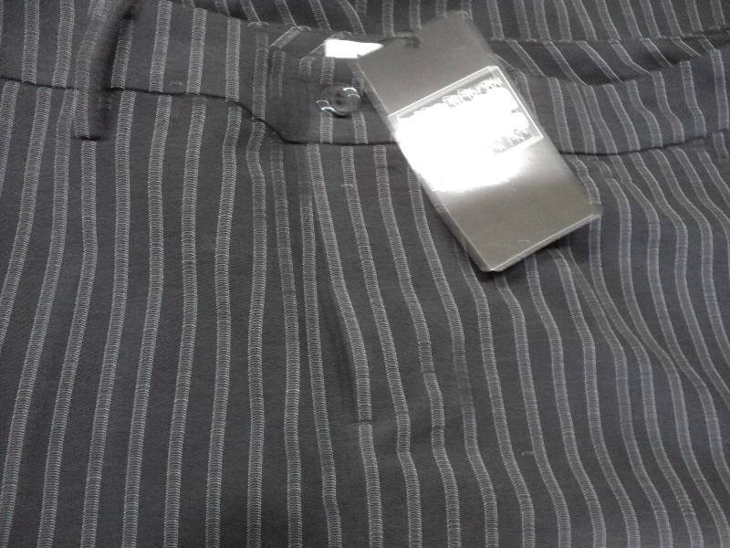 Monroe and Main size 12 Black strip...