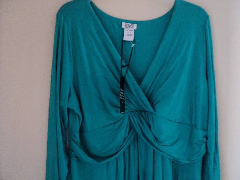 Monroe and Main size XL top...