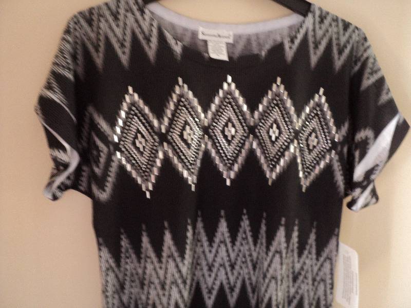 Seventh Ave size M top...
