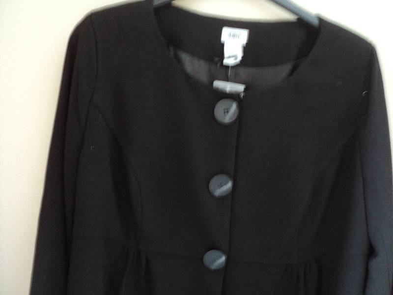 Monroe and Main size 20W black jack...