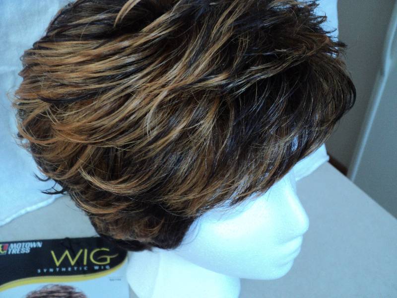 Motown Tress wig-item shila...