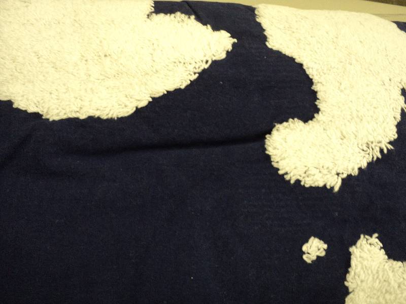 Navy blue and white king size bedsp...