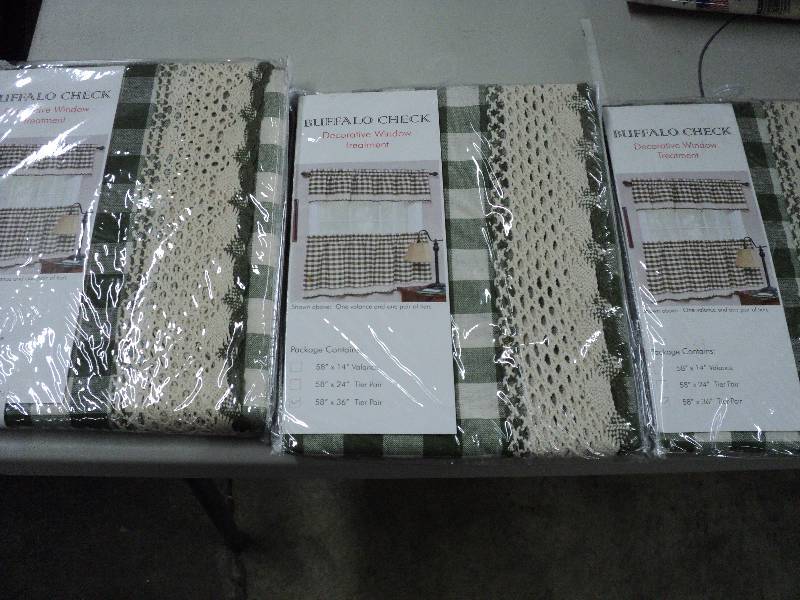 3 Buffalo Creek Decorative window t...