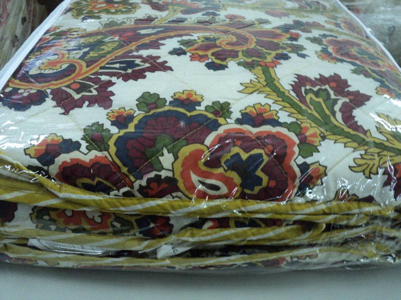 Lillie twin size bedspread...