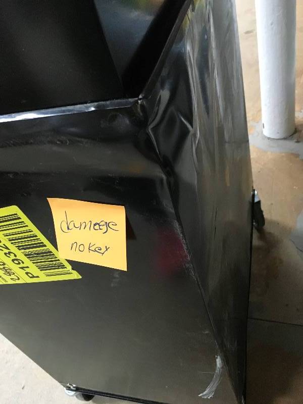 Husky 26 in Combo Box whit small damage and not keys not used