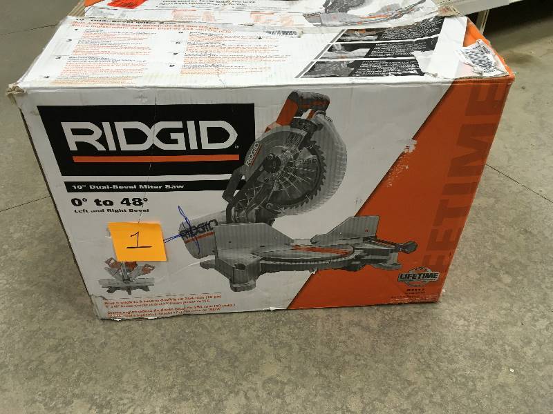 Ridgid 15 Amp 10 in. Dual Bevel Miter Saw with Laser in like new conditions