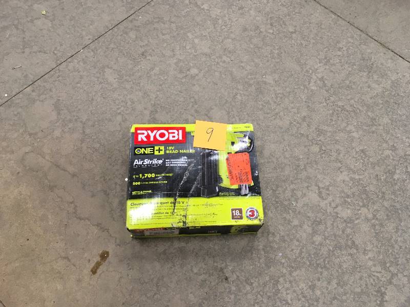 Ryobi 18-Volt One AirStrike 18 Gauge Cordless Brad Nailer ( Tool Only) In working conditions
