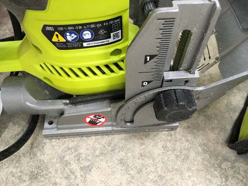 Ryobi 6 Amp AC Biscuit Joiner Kit In working conditions