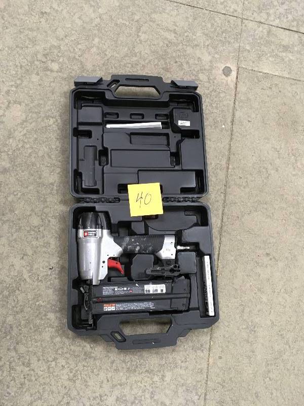 Porter - Cable BN200C 18 Gauge Brad Nailer In working conditions